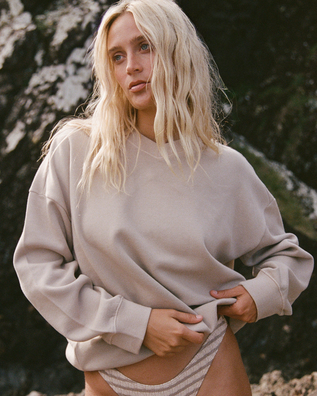 That Life V-Neck Sweatshirt - Cobblestone